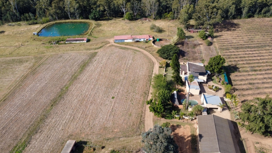 4 Bedroom Property for Sale in Kruisrivier Eastern Cape